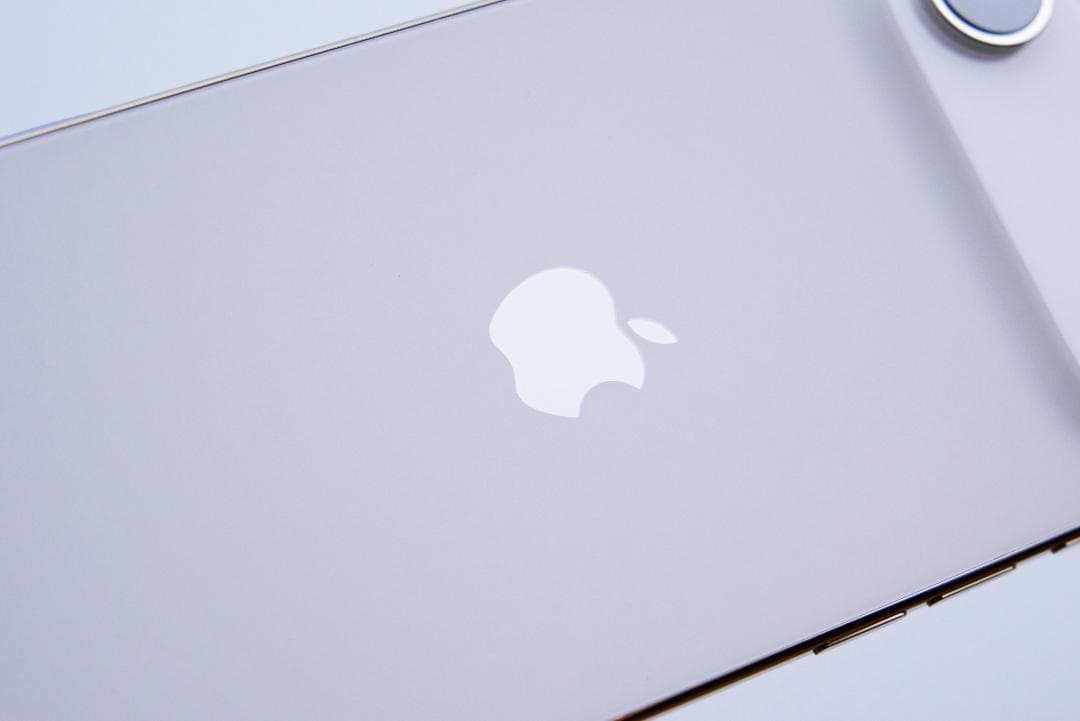 Apple iPhone Air 512GB 新品同様 国内版 ライトゴールド
