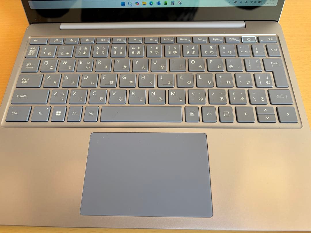 美品 Microsoft Surface Laptop Go 2 アイスブルー