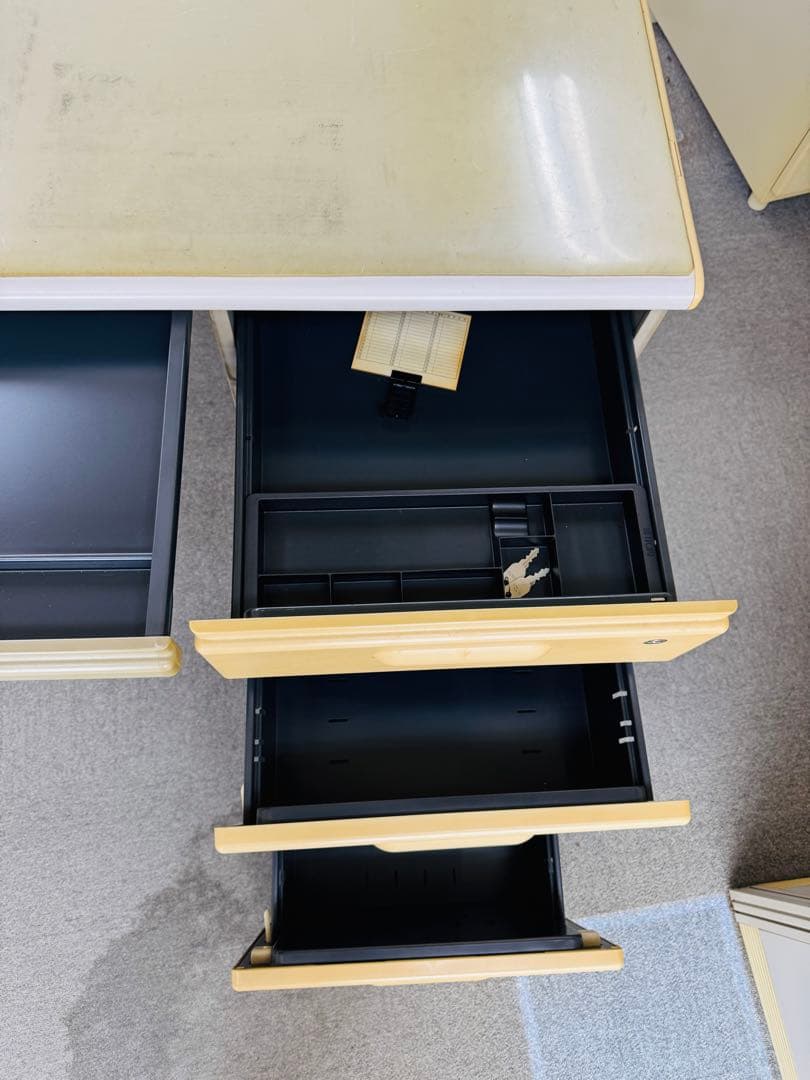 福岡発　テーブル 事務机 スチール 引き出し テーブル レトロ 120cm