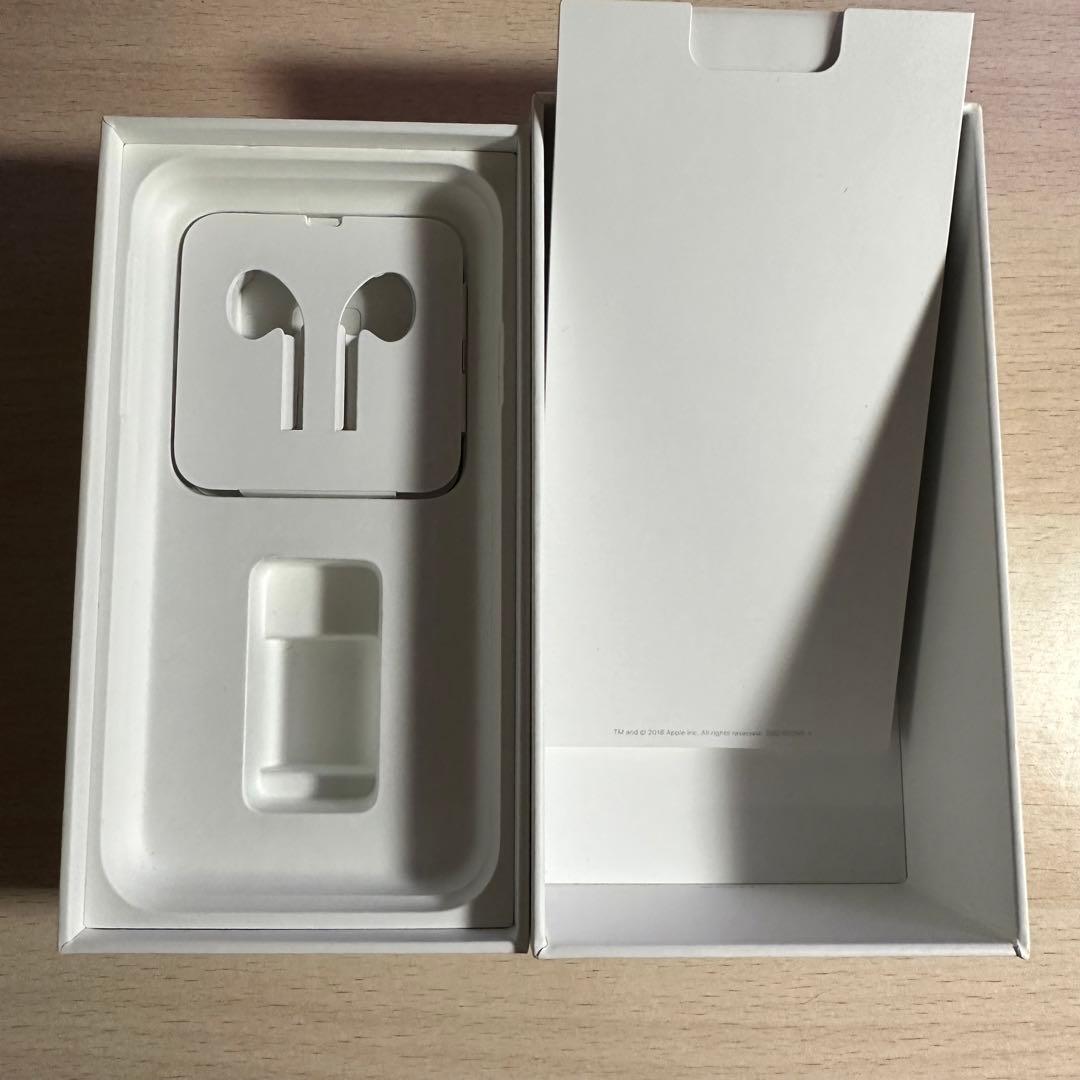 Apple iPhone XR 64G ホワイト 本体simフリー