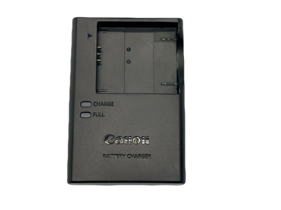 【動作OK】Canon IXY100F コンパクトデジタルカメラ -547