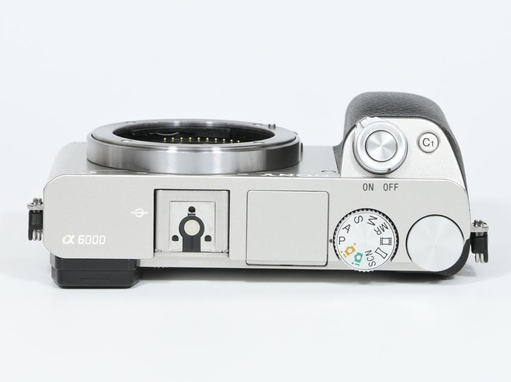 【美品】 ソニー　SONY α6000 ILCE-6000 ダブルレンズキット