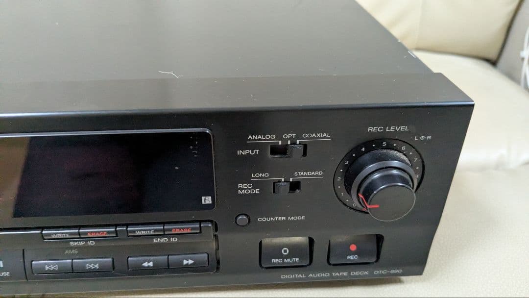 SONY DATデジタルオーディオテープデッキ DTC-690　ジャンク