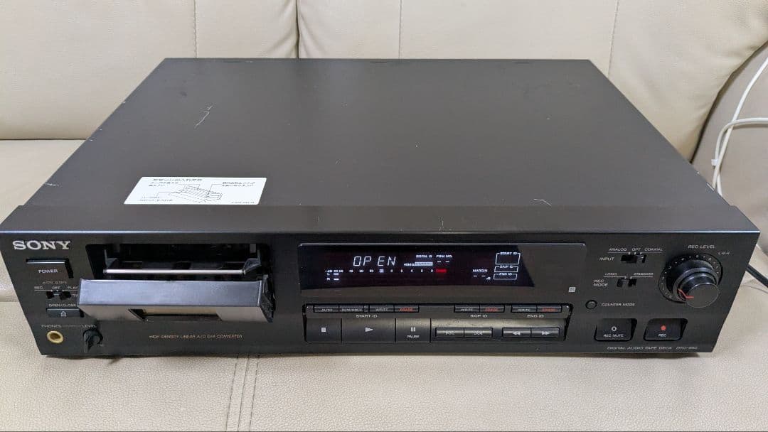 SONY DATデジタルオーディオテープデッキ DTC-690　ジャンク
