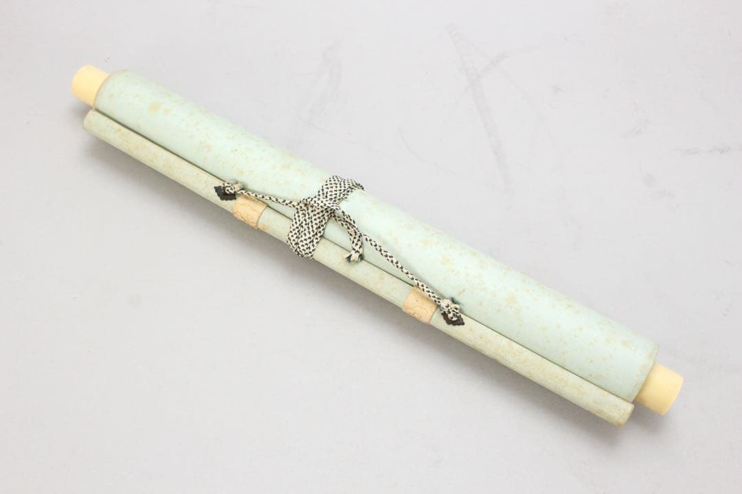 No5519 掛軸　在銘　戸田北遥　花鳥図　彩色絹本　共箱　古美術　送料無料