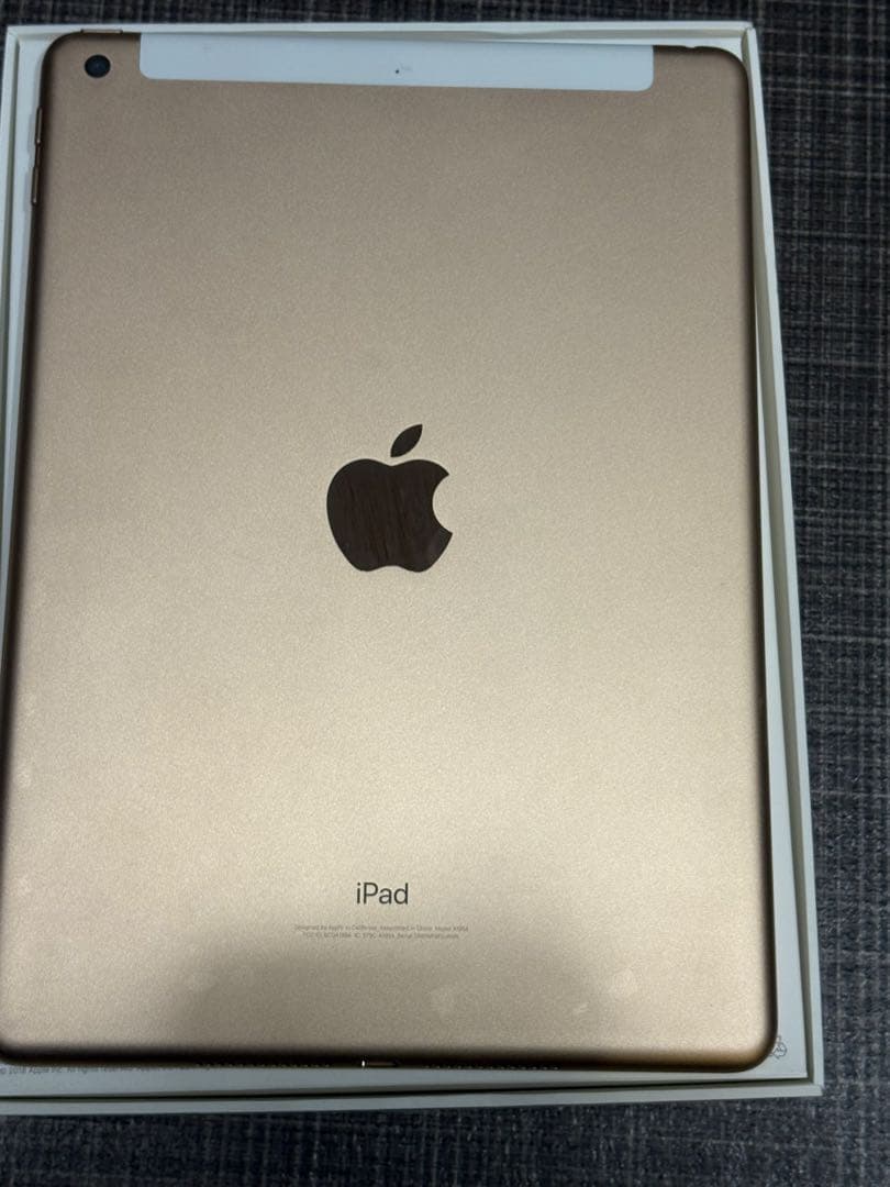 よ*ん様 iPad 6世代 128GB ローズゴールド Apple Pencil