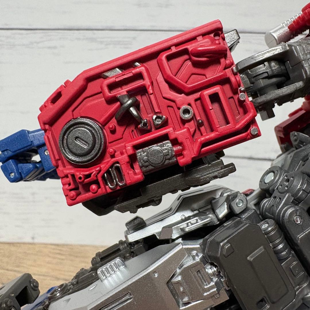 MPM-12 オプティマス プライム ＋ DK27 アップグーレドパーツ