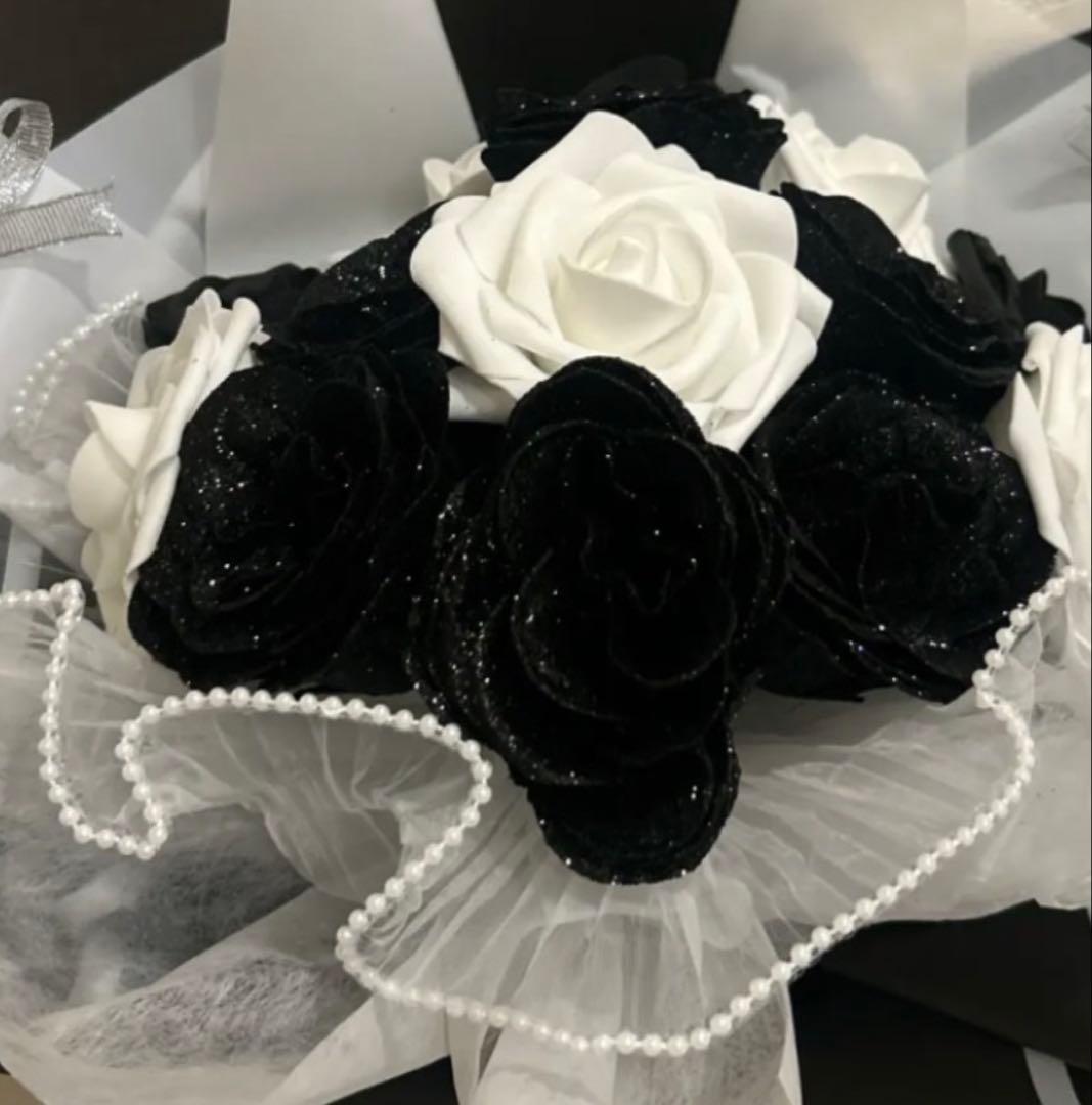 ワンホンブーケ 白黒 韓国 オタ活 ハンドメイドブーケ 花束 卒業式 成人式