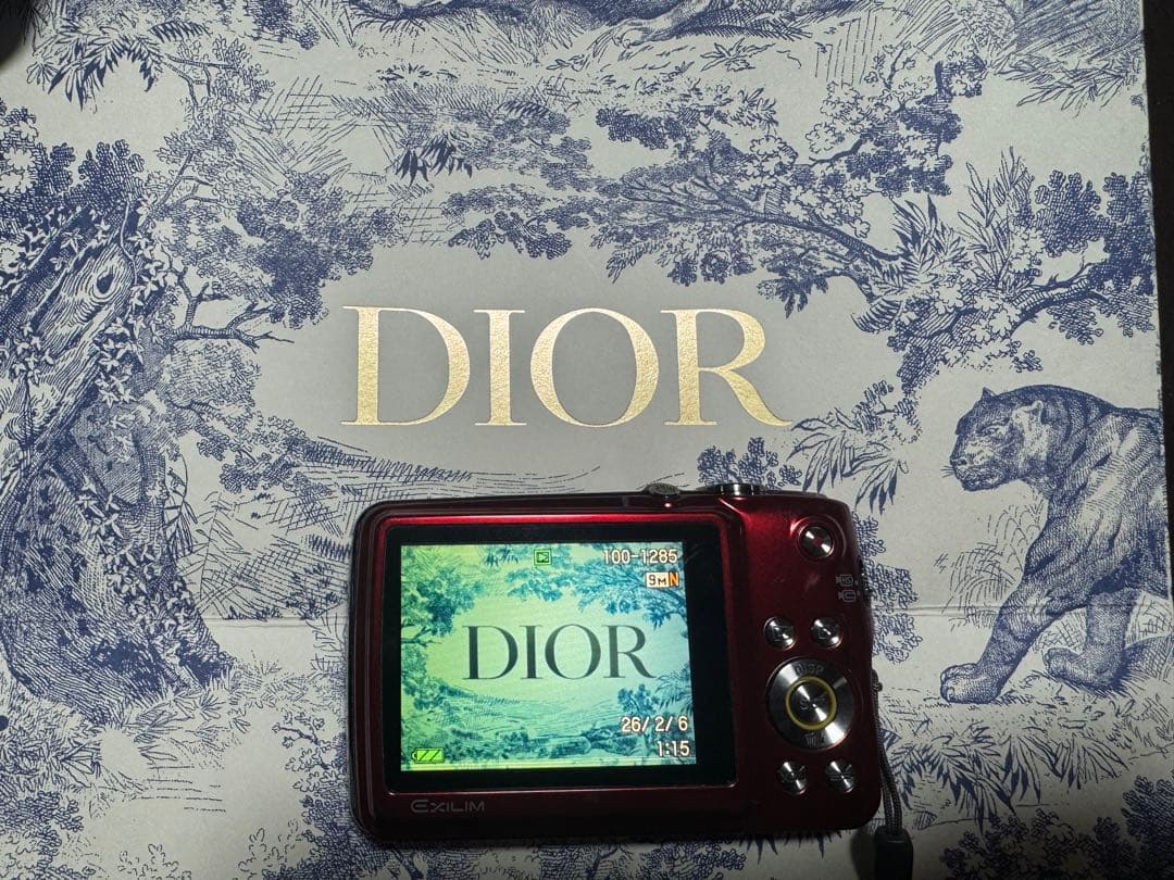 CASIO EXILIM コンパクトデジタルカメラ レッド