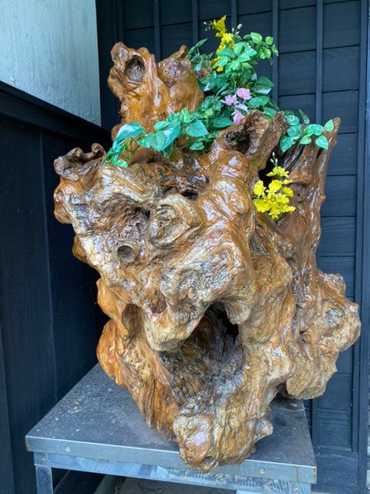 花台切株のオブジェ
