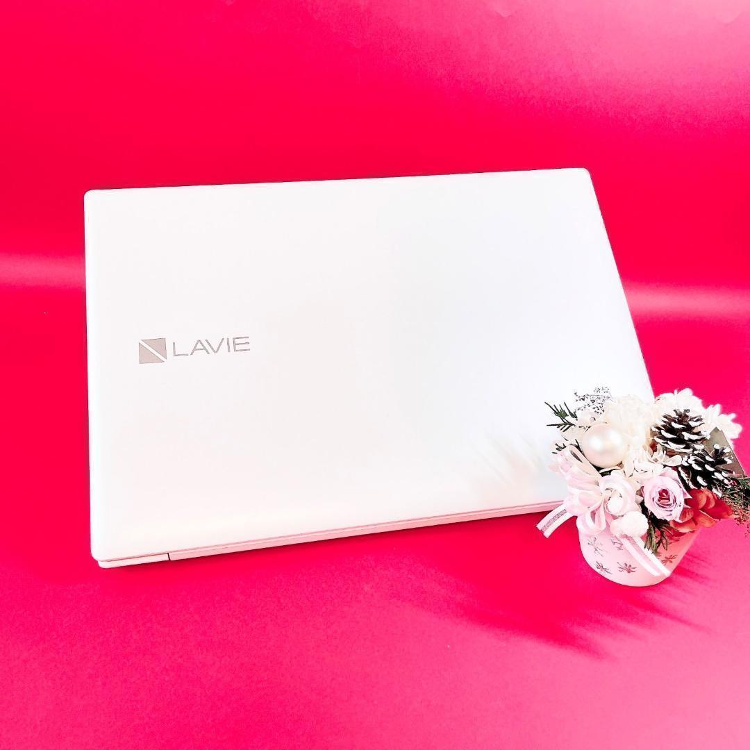 Corei7❣️Windows11✨️おしゃれ白✨️薄型ノートパソコン快適SSDカメラ