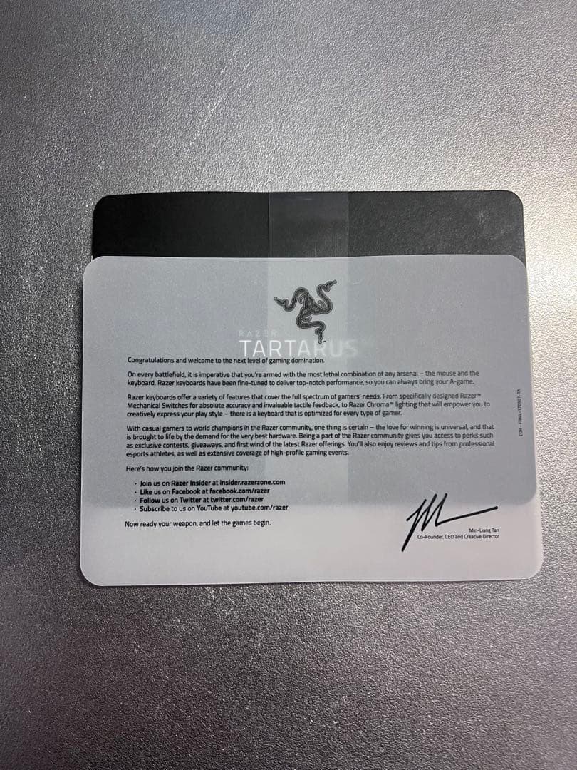 Razer Tartarus V2 左手デバイス