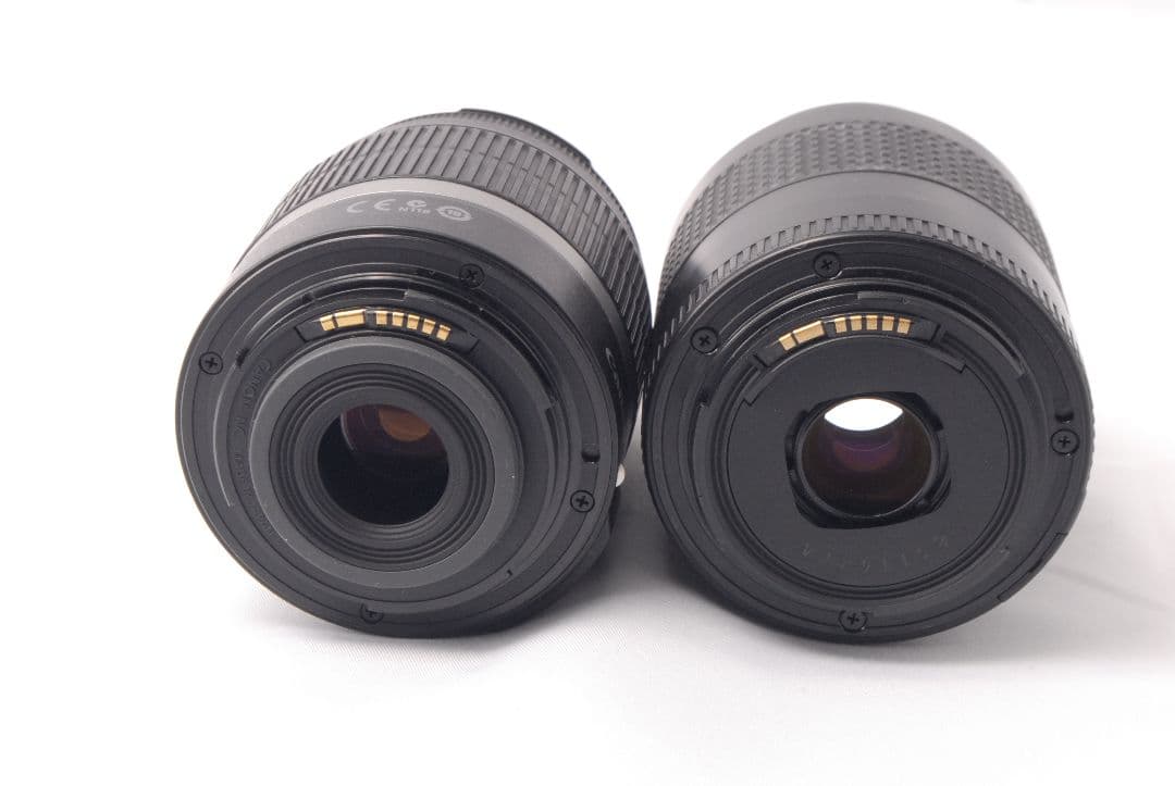 Canon EOS Kiss X4 ★一眼レフカメラ★望遠レンズ付☆Wレンズ☆