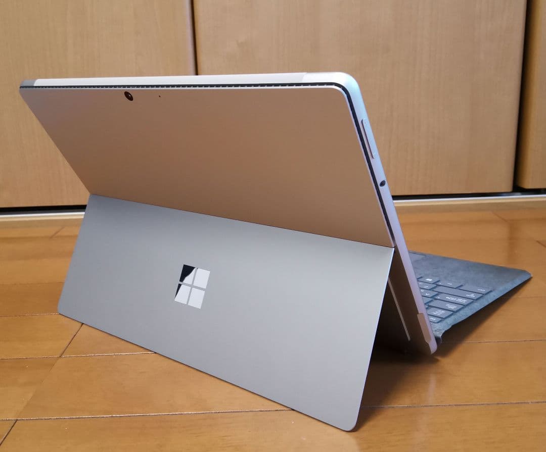 Microsoft Surface Pro 8 + 純正キーボード・スタイラス