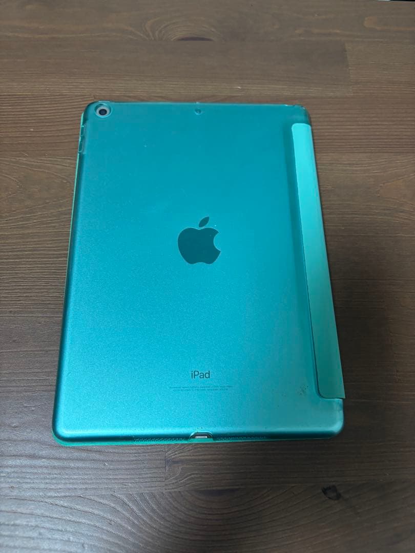 iPad 本体 第6世代 32GB シルバー