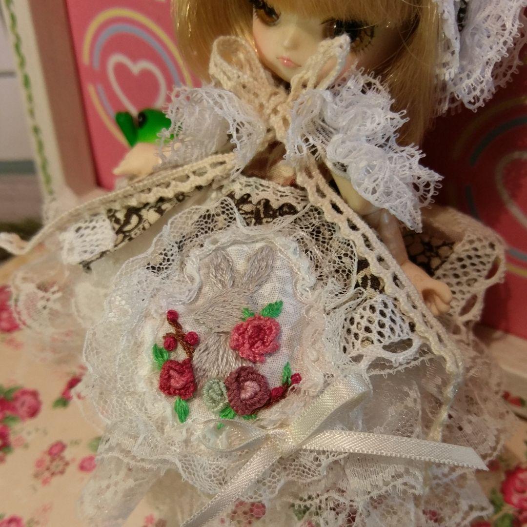 夏セール☆オビツ11サイズ服☆ウサギと薔薇アンティーク