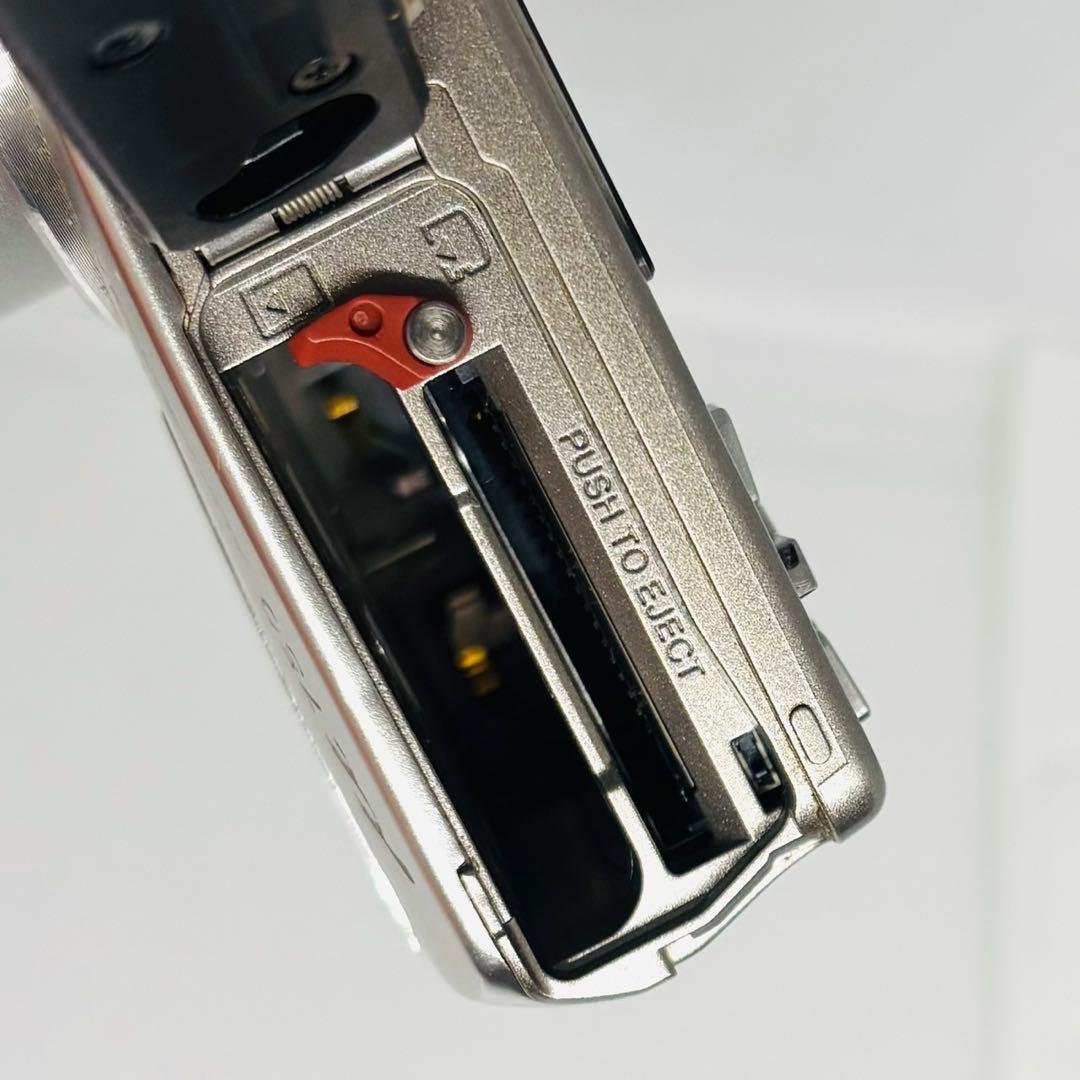 OLYMPUS μ750 シルバー デジカメ コンデジ