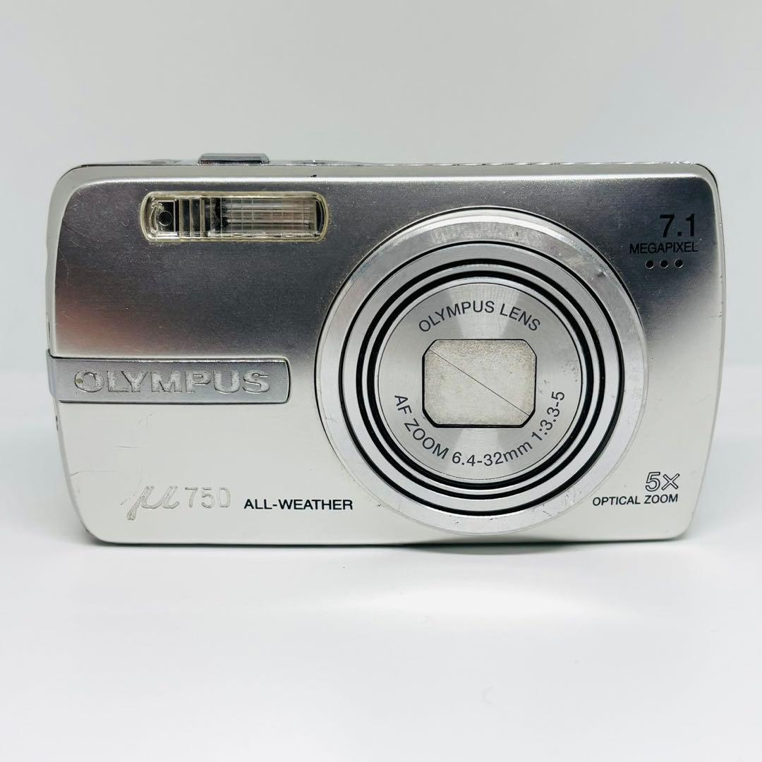 OLYMPUS μ750 シルバー デジカメ コンデジ