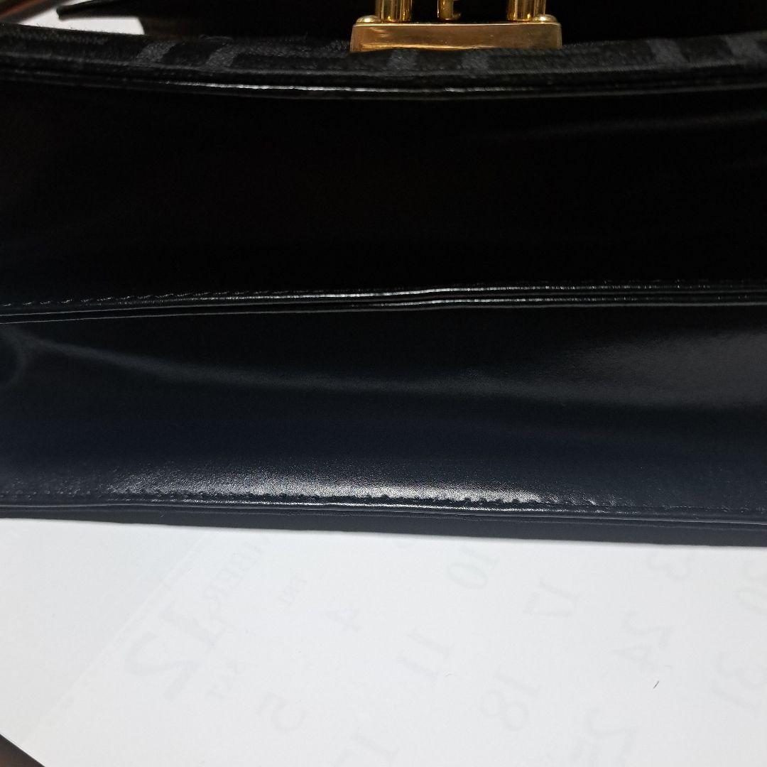 Fendi ロゴ ハンドバッグ ブラック