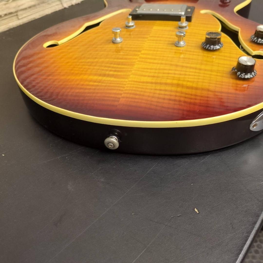 ☆☆訳あり　エレキギター弦無し　Epiphone　Alleykat　エピフォン