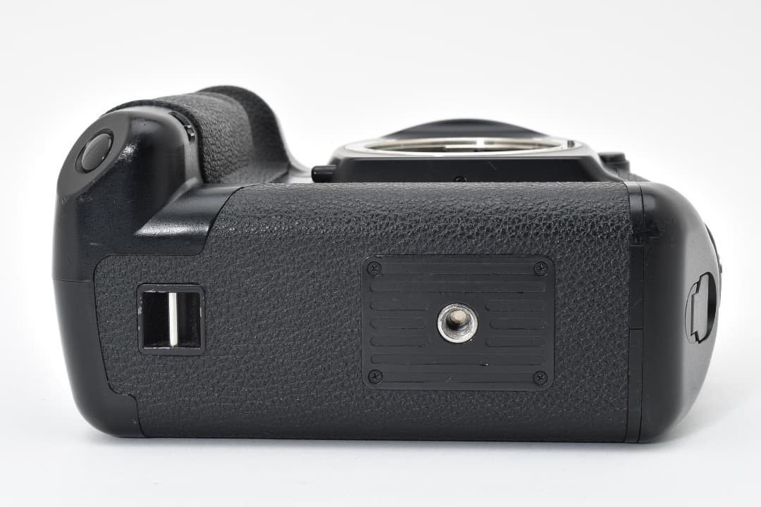 ★美品★ キヤノン Canon EOS-1 HS ボディSS626 #1215