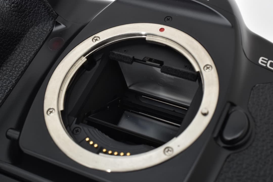 ★美品★ キヤノン Canon EOS-1 HS ボディSS626 #1215
