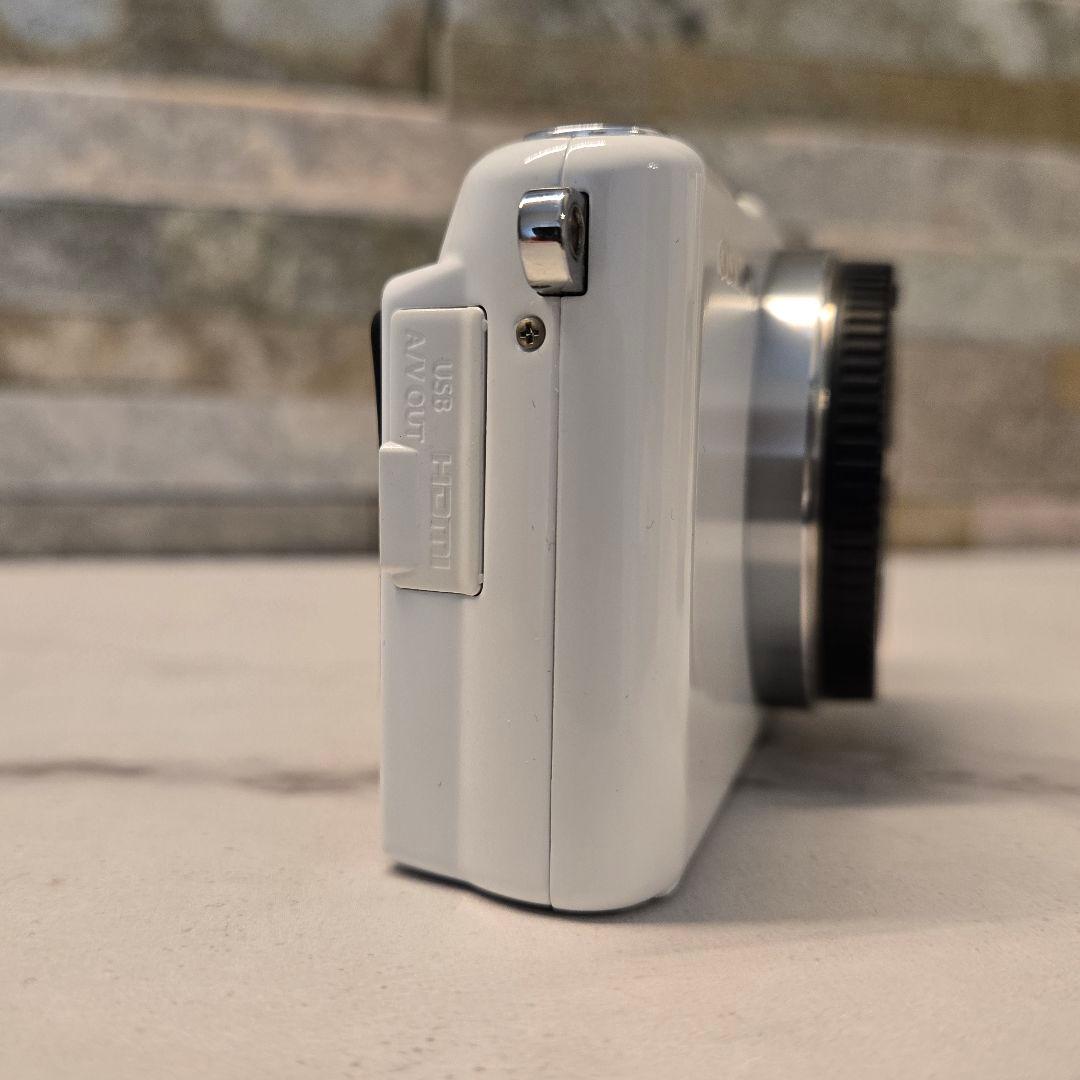 美品　OLYMPUS PEN mini E-PM1　ミラーレス一眼　デジカメ
