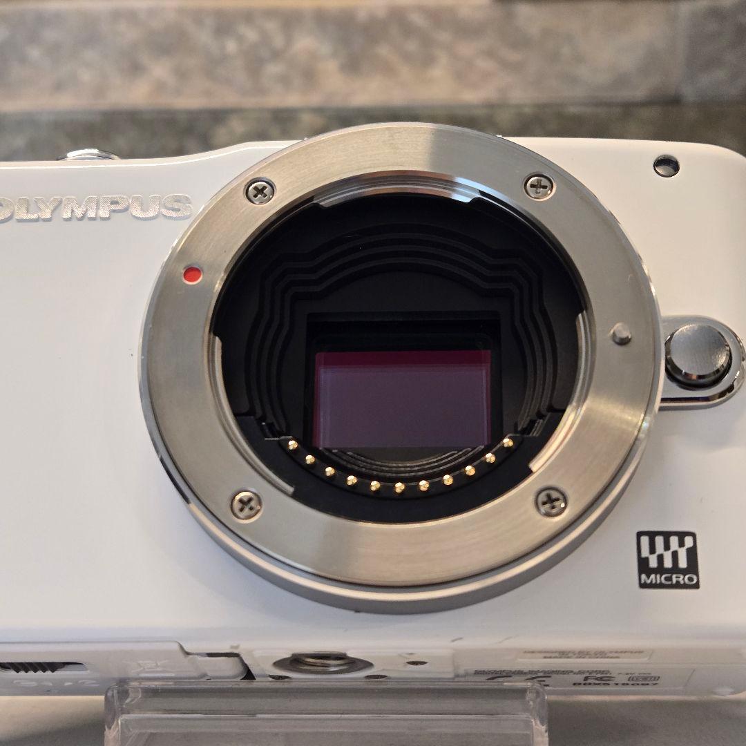美品　OLYMPUS PEN mini E-PM1　ミラーレス一眼　デジカメ