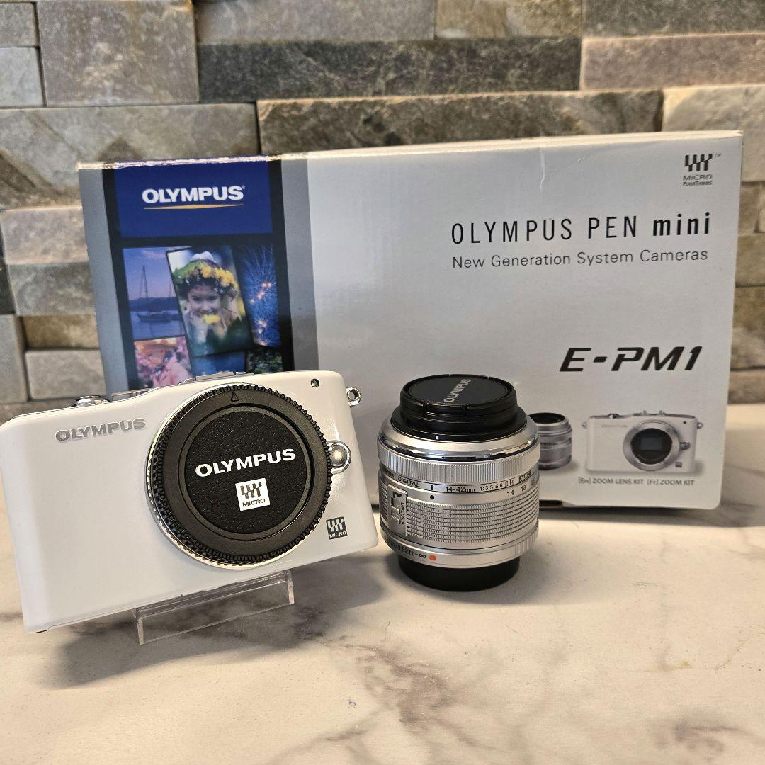 美品　OLYMPUS PEN mini E-PM1　ミラーレス一眼　デジカメ