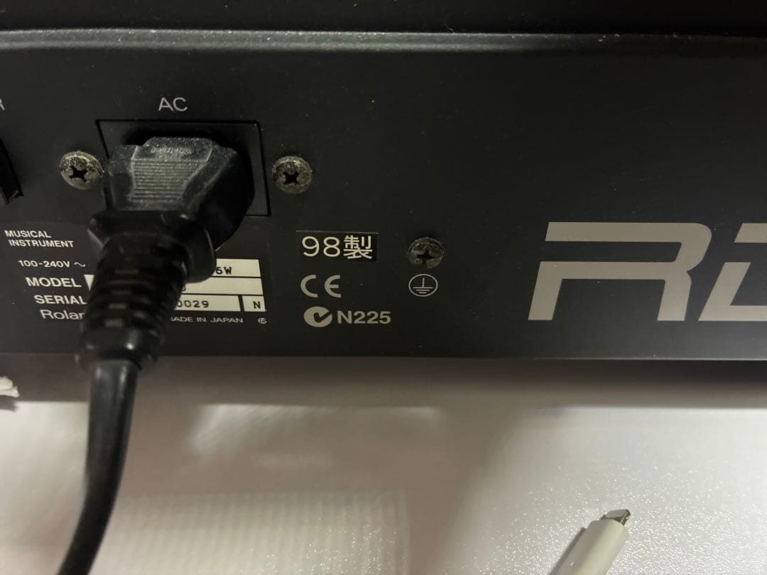 【鍵盤ハンマー修理済】Roland 88鍵盤ステージピアノ RD-600