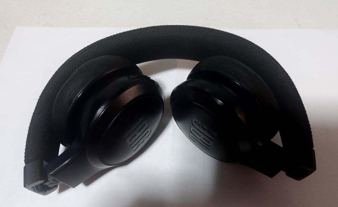 中古品 JBL JBLLIVE460NCBLK ワイヤレスヘッドホン