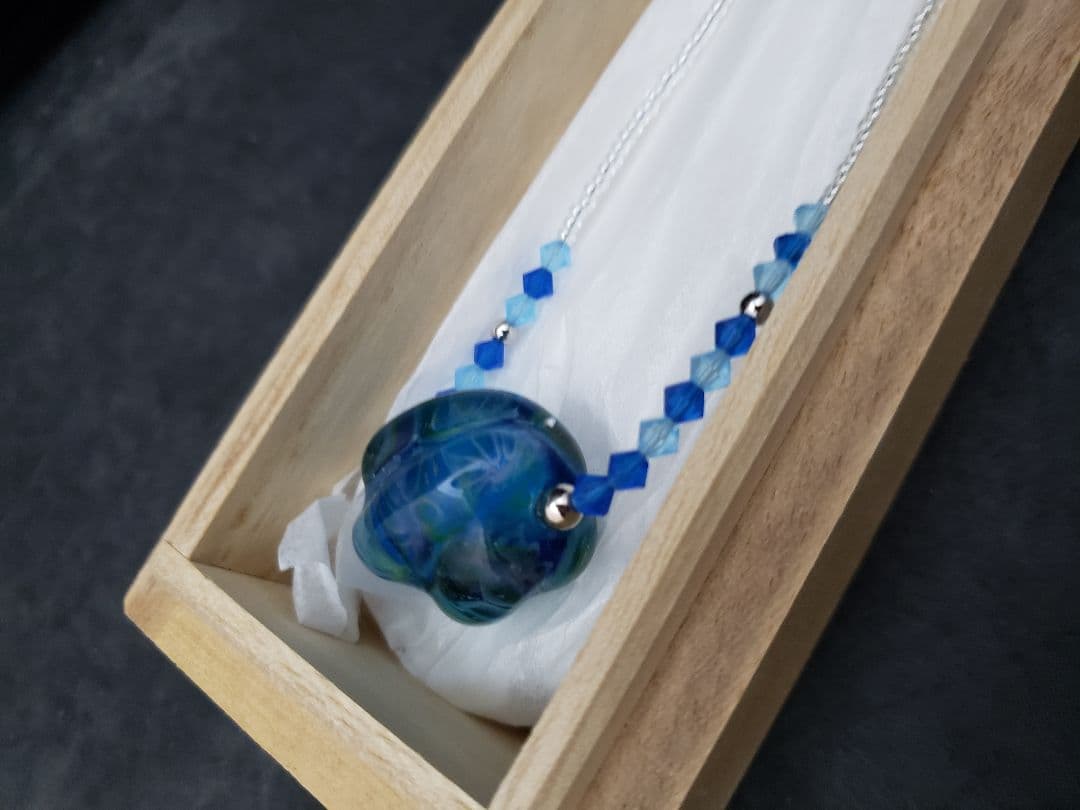 とんぼ玉　ネックレス　手作り　ビーズアクセサリー