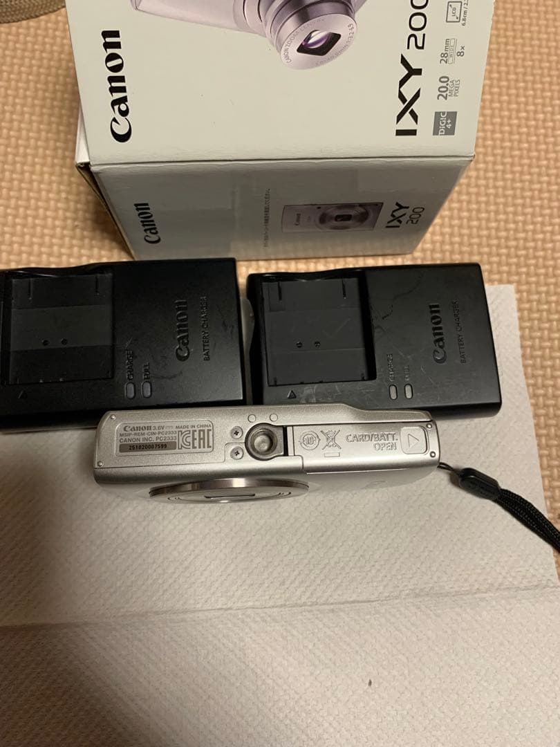 デジタルカメラ Canon IXY200