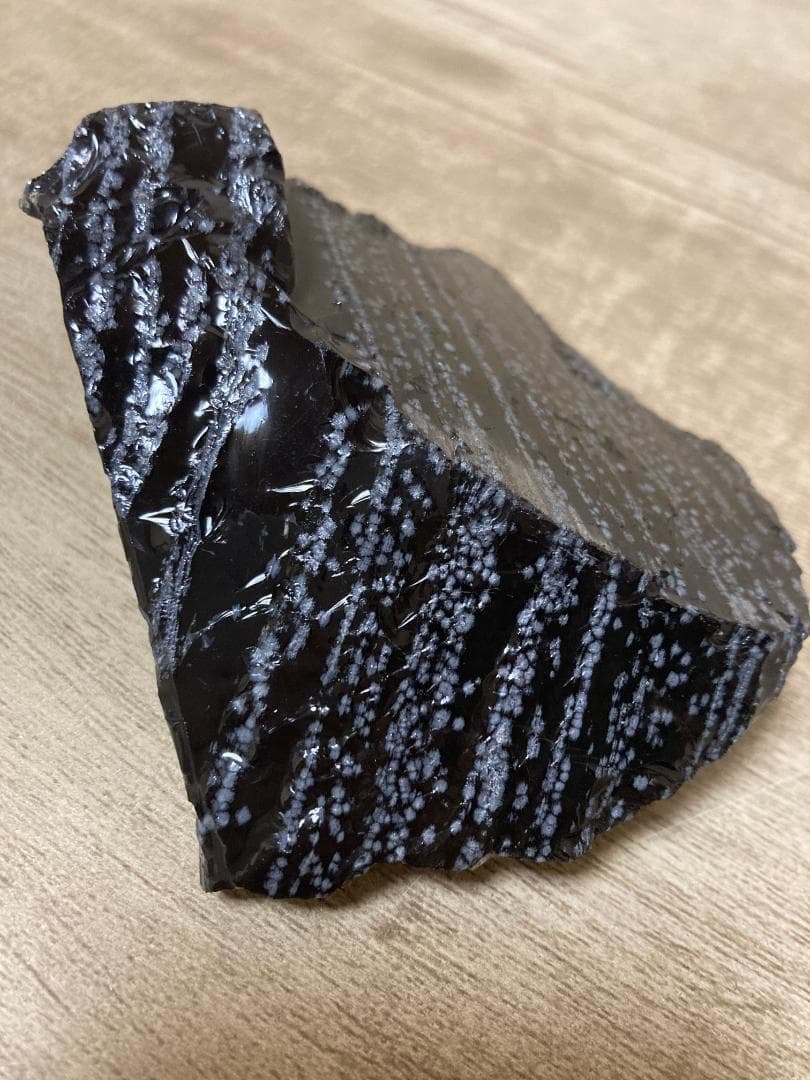 天然オブシディアン石 黒いストライプ　スノーフレーク 原石2個セット 約8cm