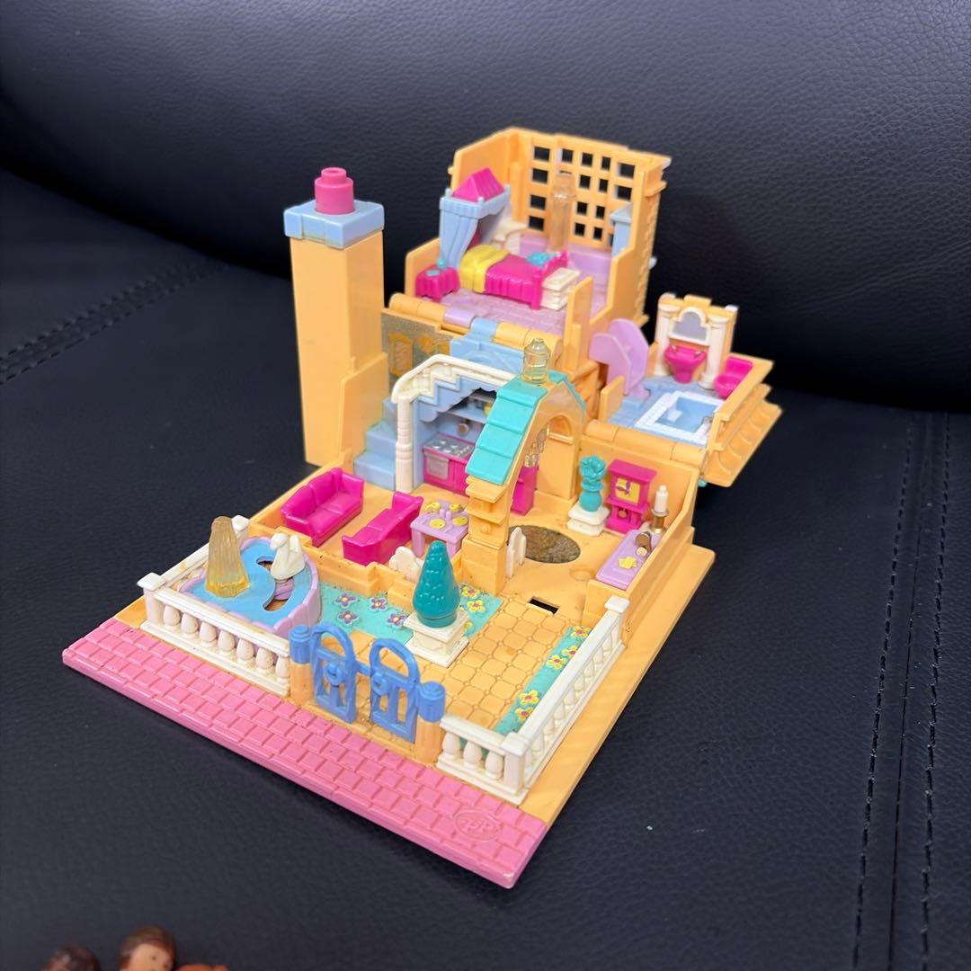 ポーリーポケット　ライトアップおしゃれな別荘