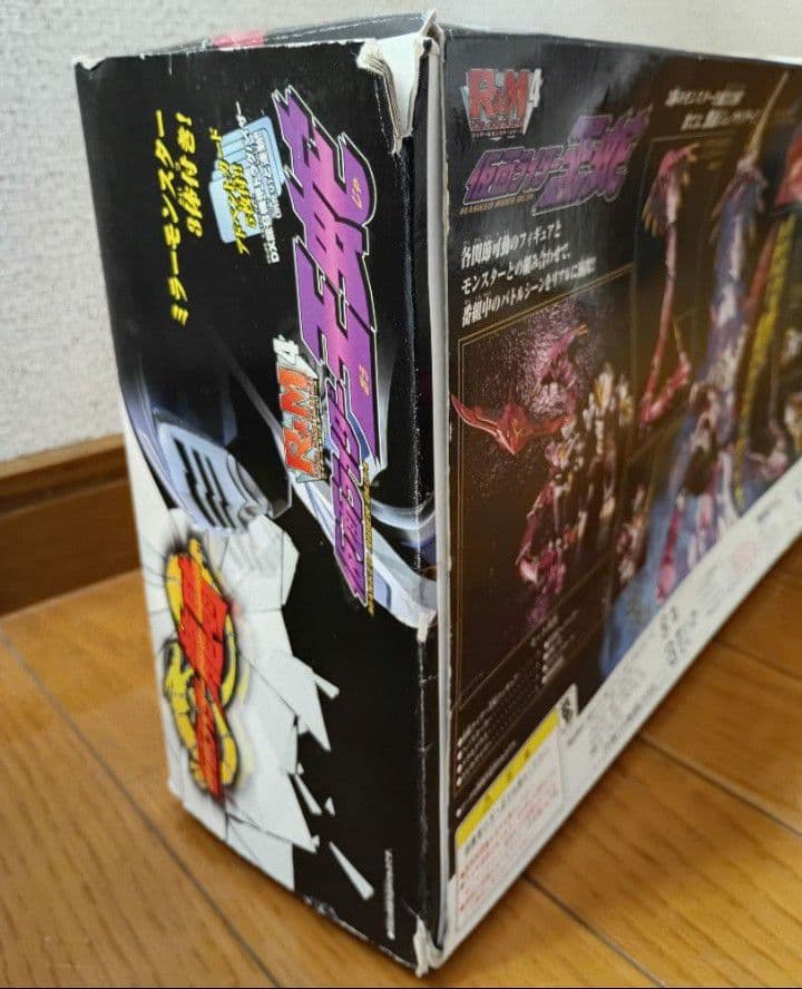 仮面ライダー王蛇 R&M4 ライダー＆モンスターシリーズ 龍騎 フィギュア