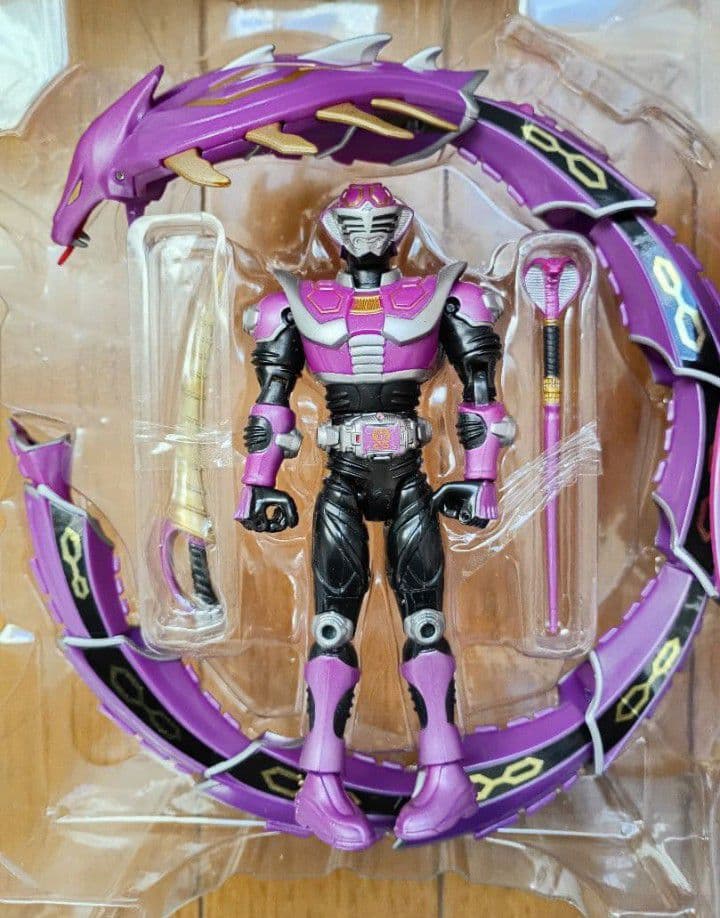 仮面ライダー王蛇 R&M4 ライダー＆モンスターシリーズ 龍騎 フィギュア