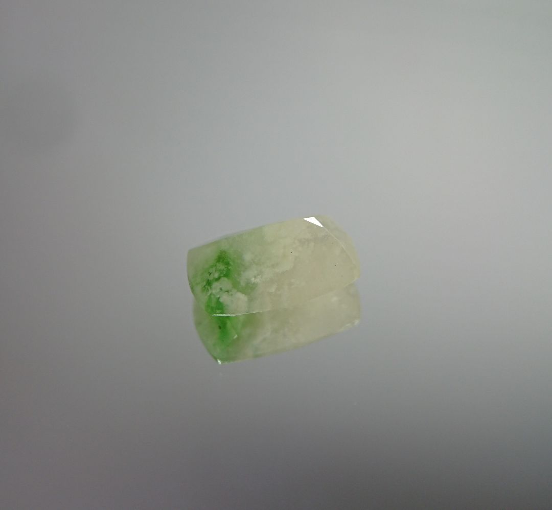 2355 4.3ct グロシュラーガーネット