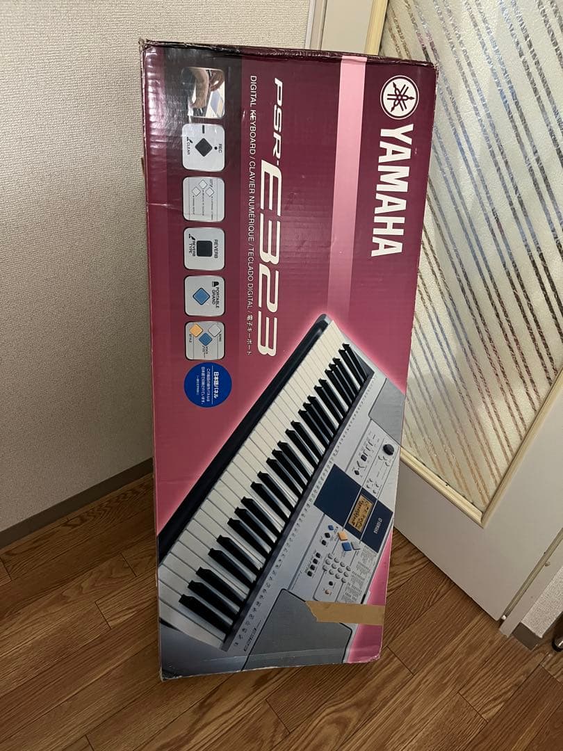 ★Yamaha PSR-E323 電子キーボード★送料込