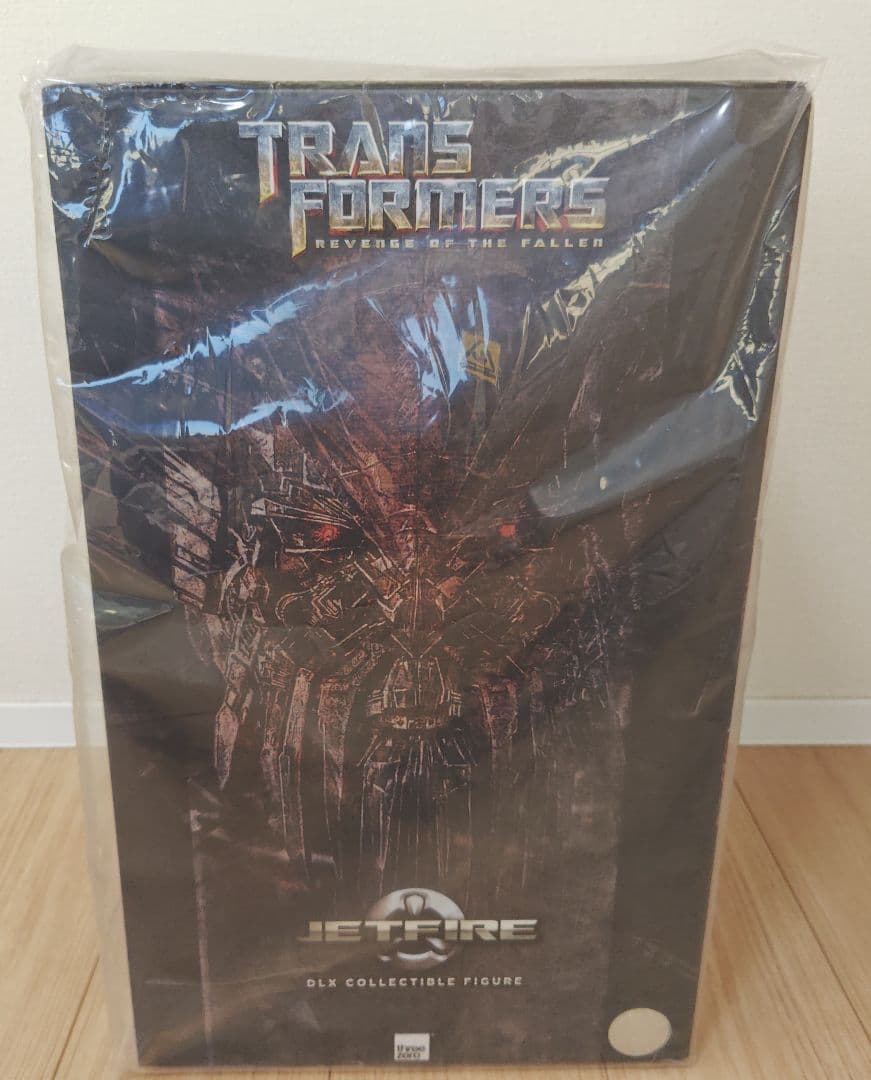 【新品未開封　Threezero ジェットファイヤー DLXトランスフォーマー