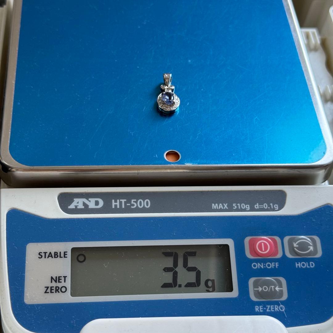 PT850 サファイア ペンダントトップ