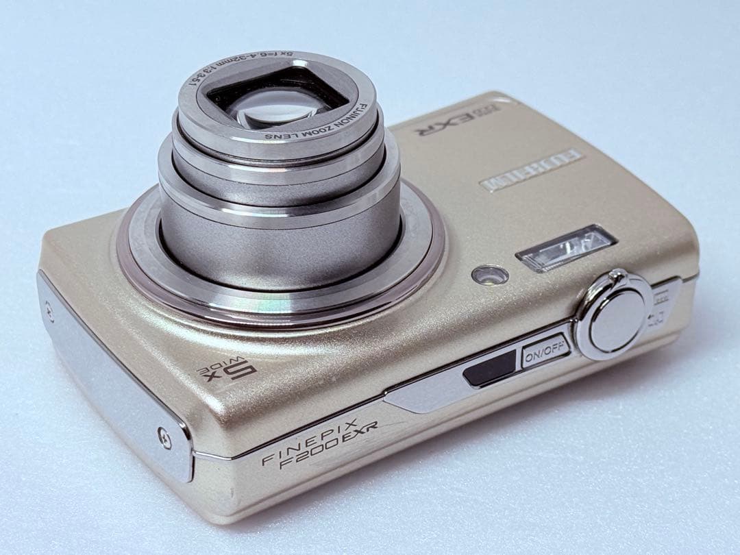 FUJIFILM FINEPIX F200EXR 動作確認済 CCD デジカメ