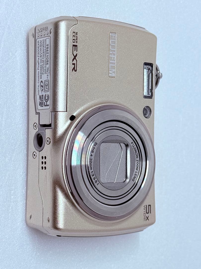FUJIFILM FINEPIX F200EXR 動作確認済 CCD デジカメ
