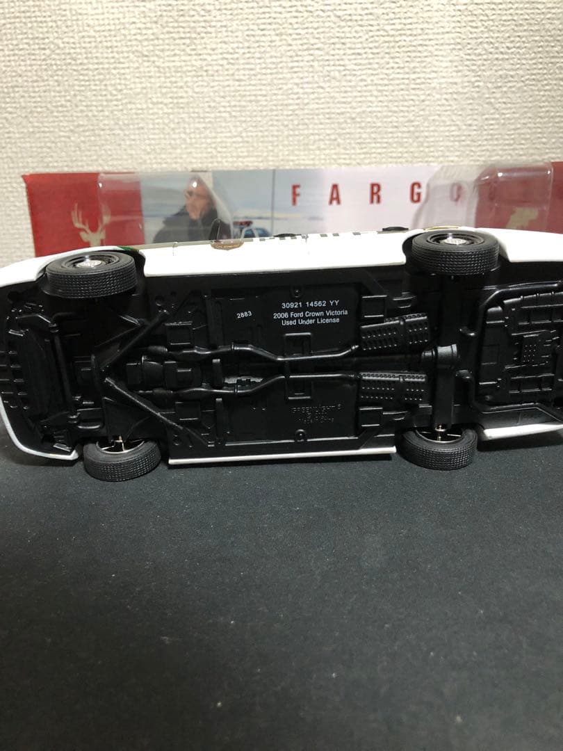 【美品】Green Light Hollywood Ford クラウンビクトリア