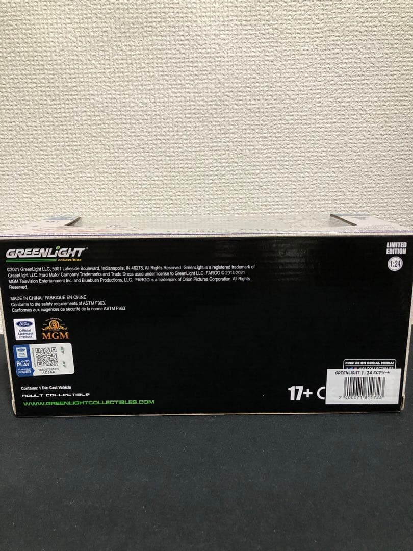 【美品】Green Light Hollywood Ford クラウンビクトリア