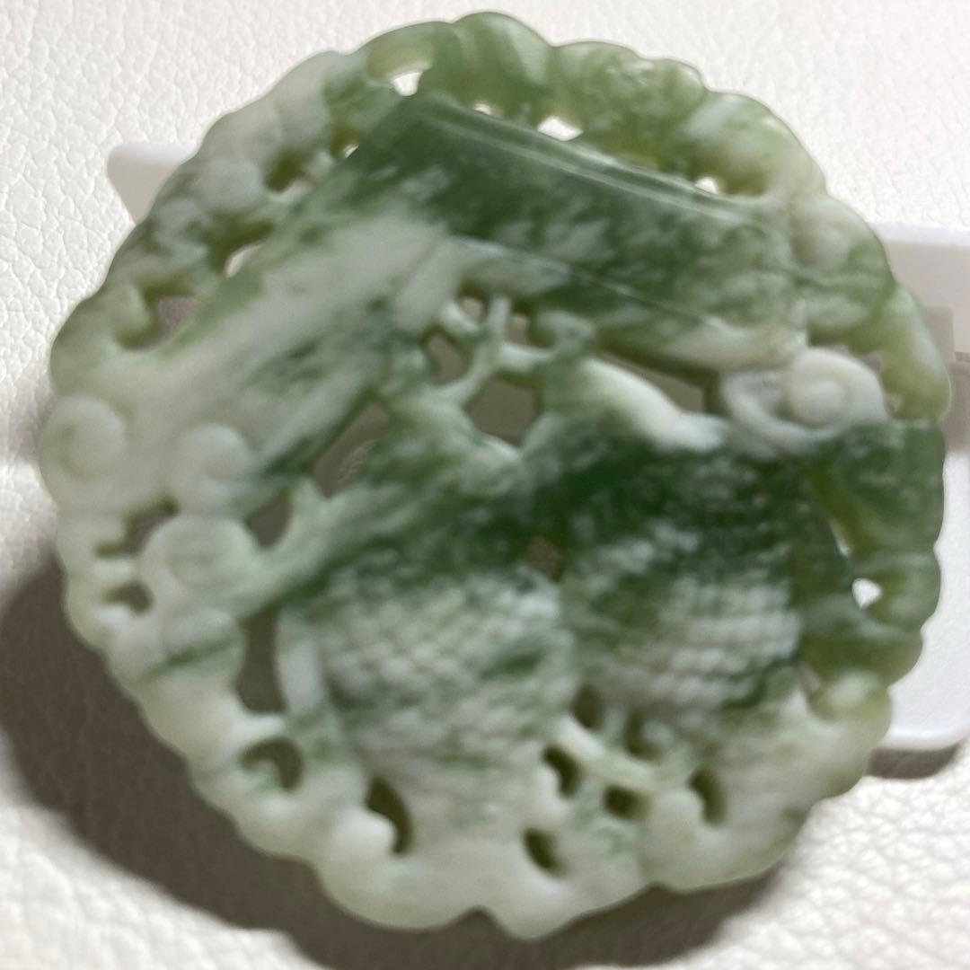 天然石　精密彫刻 根付　ペンダントトップ　置物
