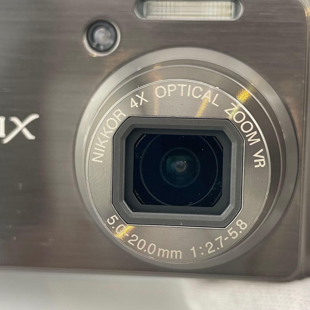 実写美⭕️概観美品【動作確認済み】難あり　Nikon COOLPIX S600