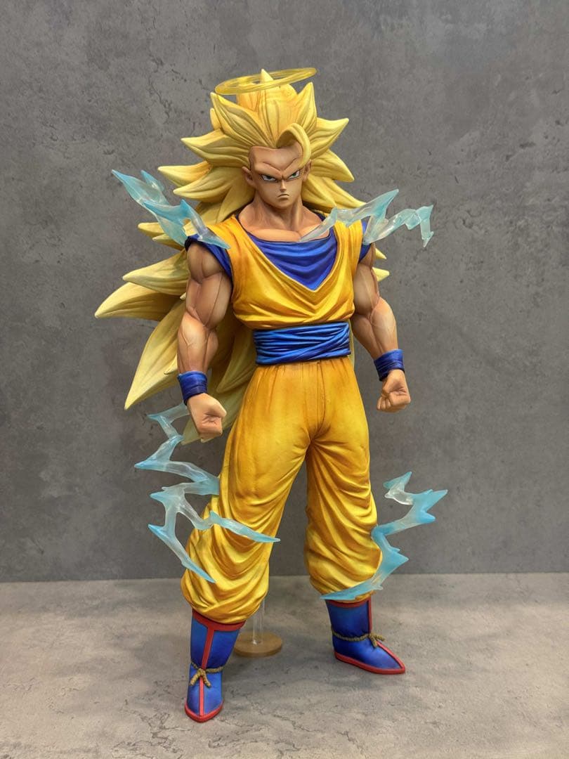 ドラゴンボール孫悟空スーパーサイヤ人 フィギュア