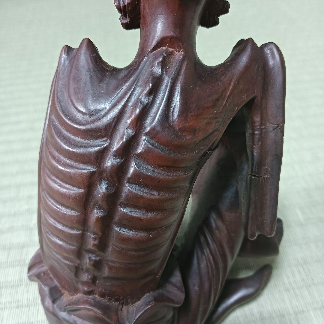 木　寺院　仏教　置物