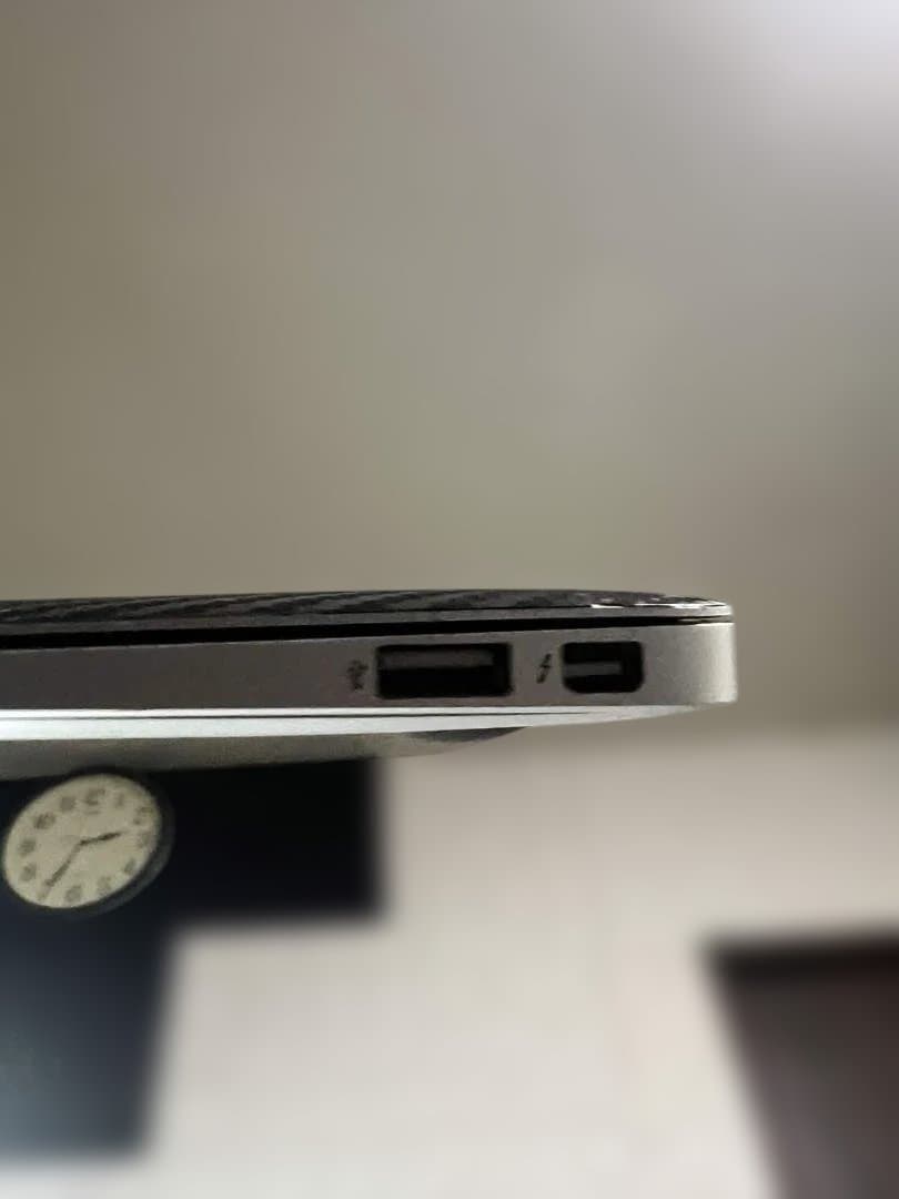 MacBook Air 2013 SSD240GB換装済 すぐ使える 充電器付
